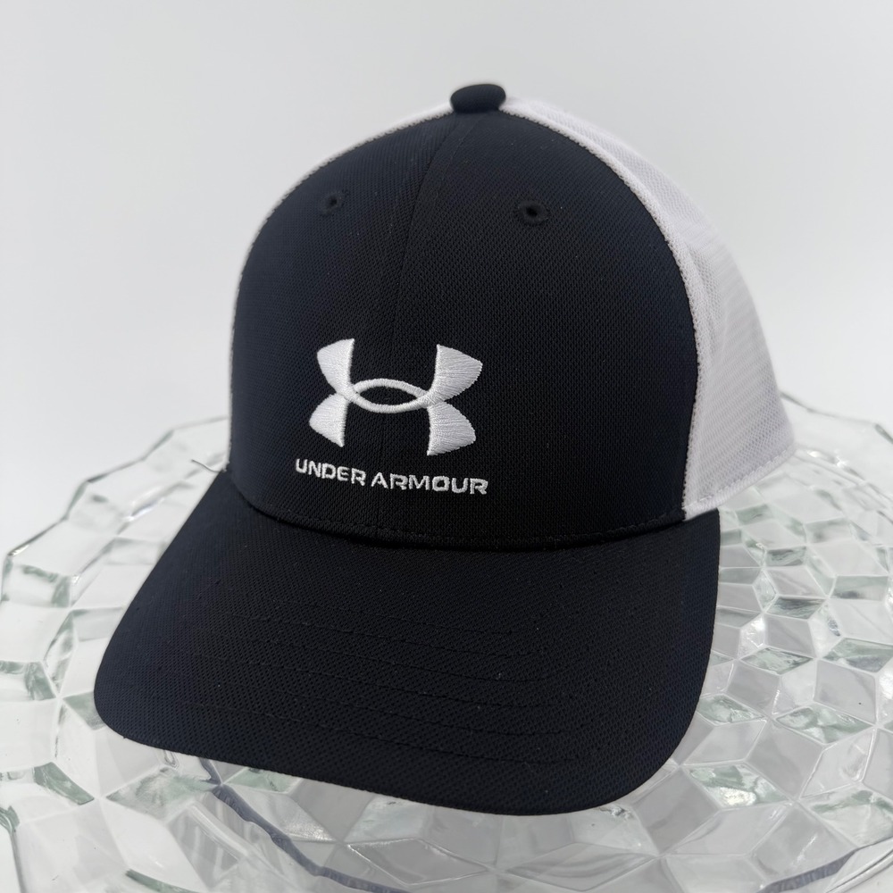 Under Armour Boys Black White Mesh Trucker Hat Snapback Youth OSFM 1383452 NEW